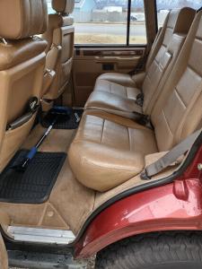 1991-Range-Rover-back-seat